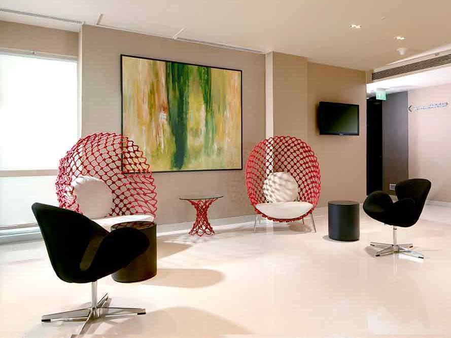 होटल Express International Airport T3 By Ihg 4*