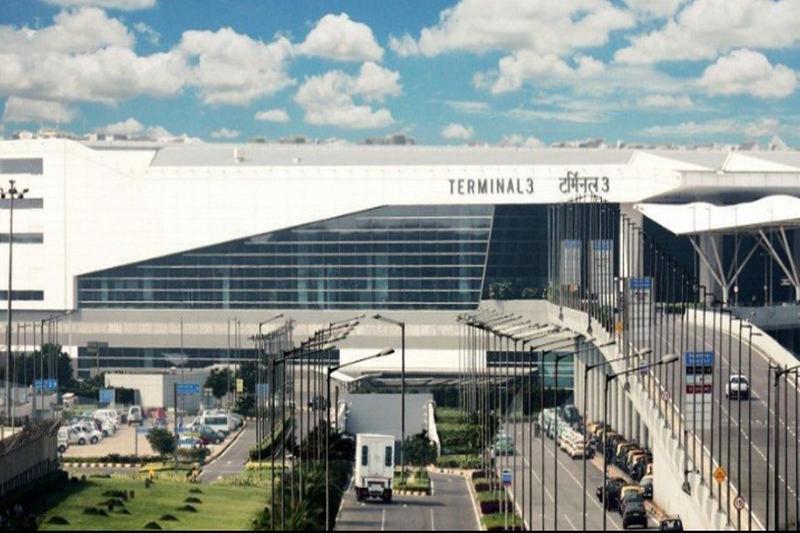 होटल Express International Airport T3 By Ihg